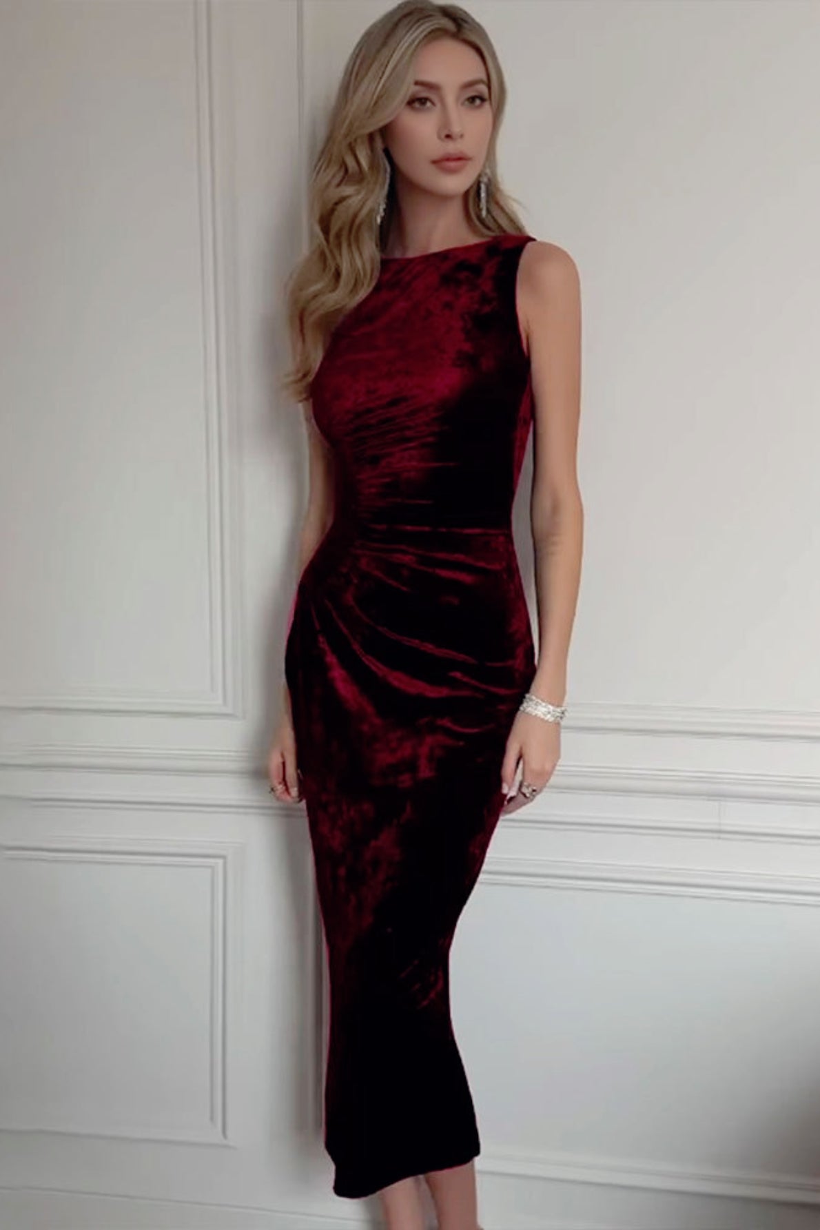 Elegant Strapless Velvet Silk Dress