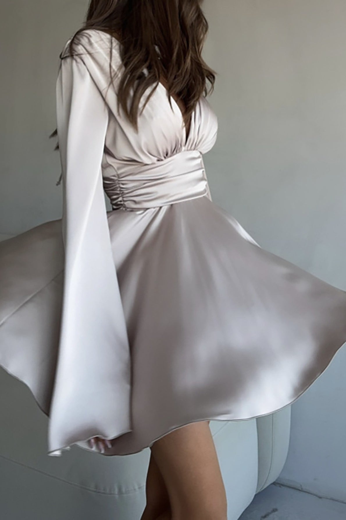 Solid V-neck Bow Snug Long-Sleeve Mini Dress